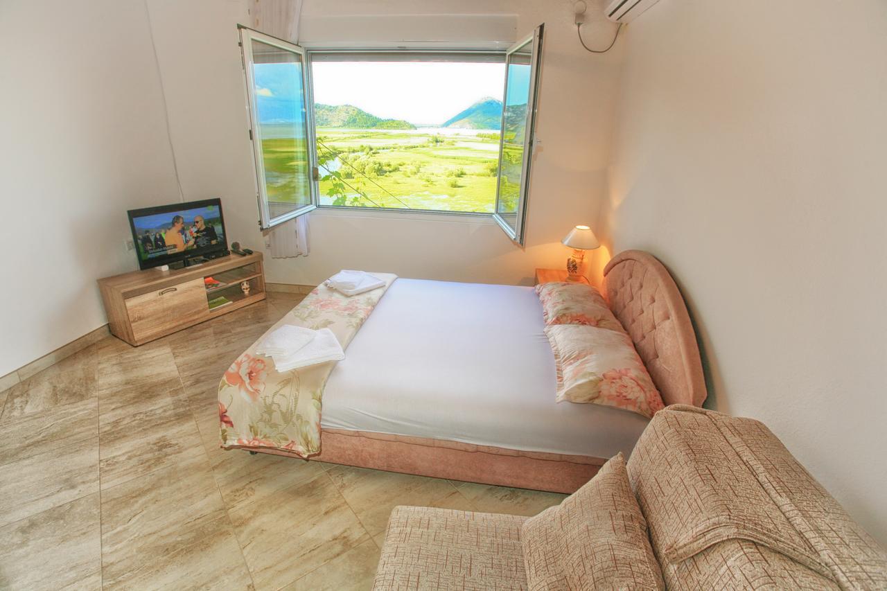 וירפזאר Apartments Lake View מראה חיצוני תמונה