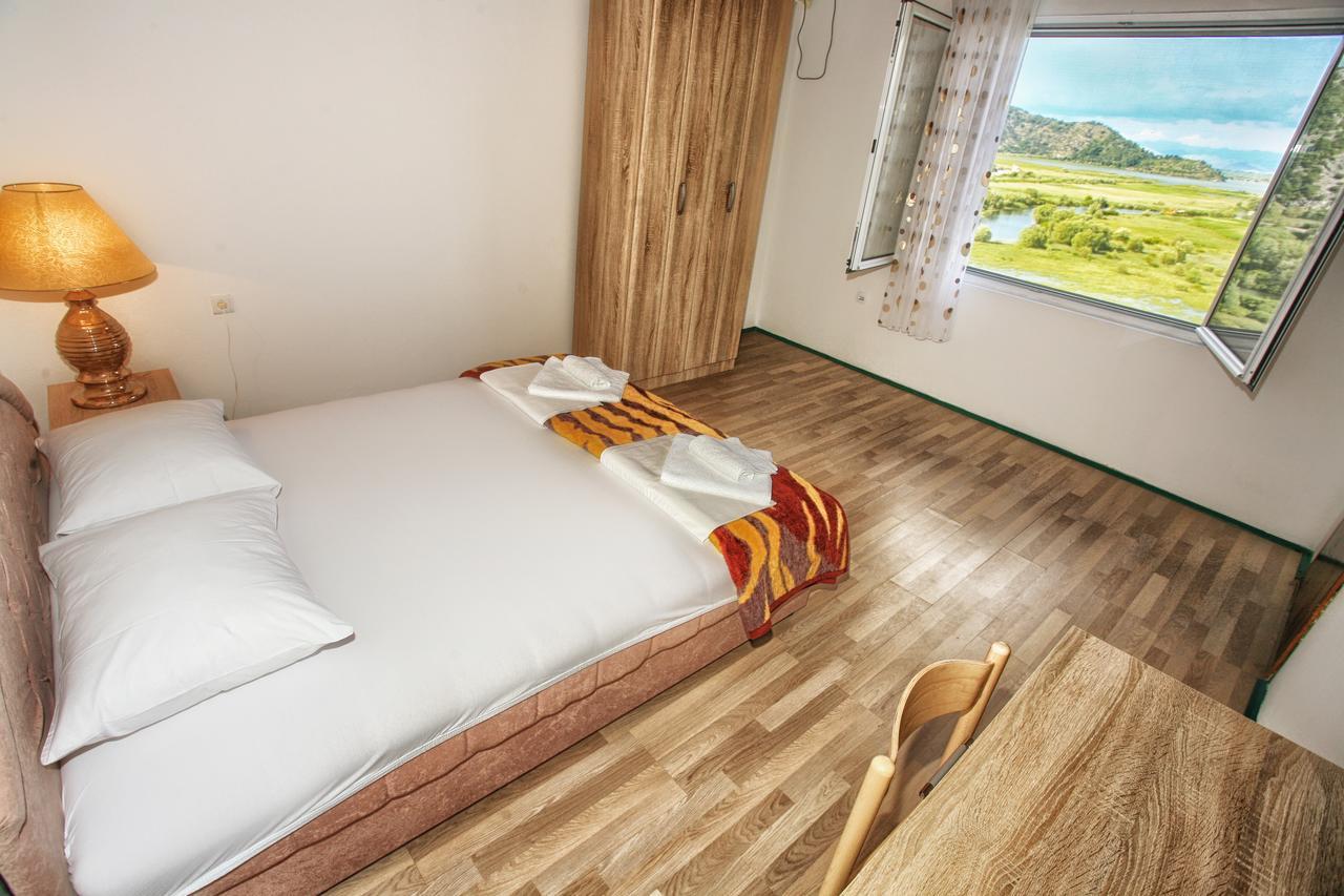 וירפזאר Apartments Lake View מראה חיצוני תמונה